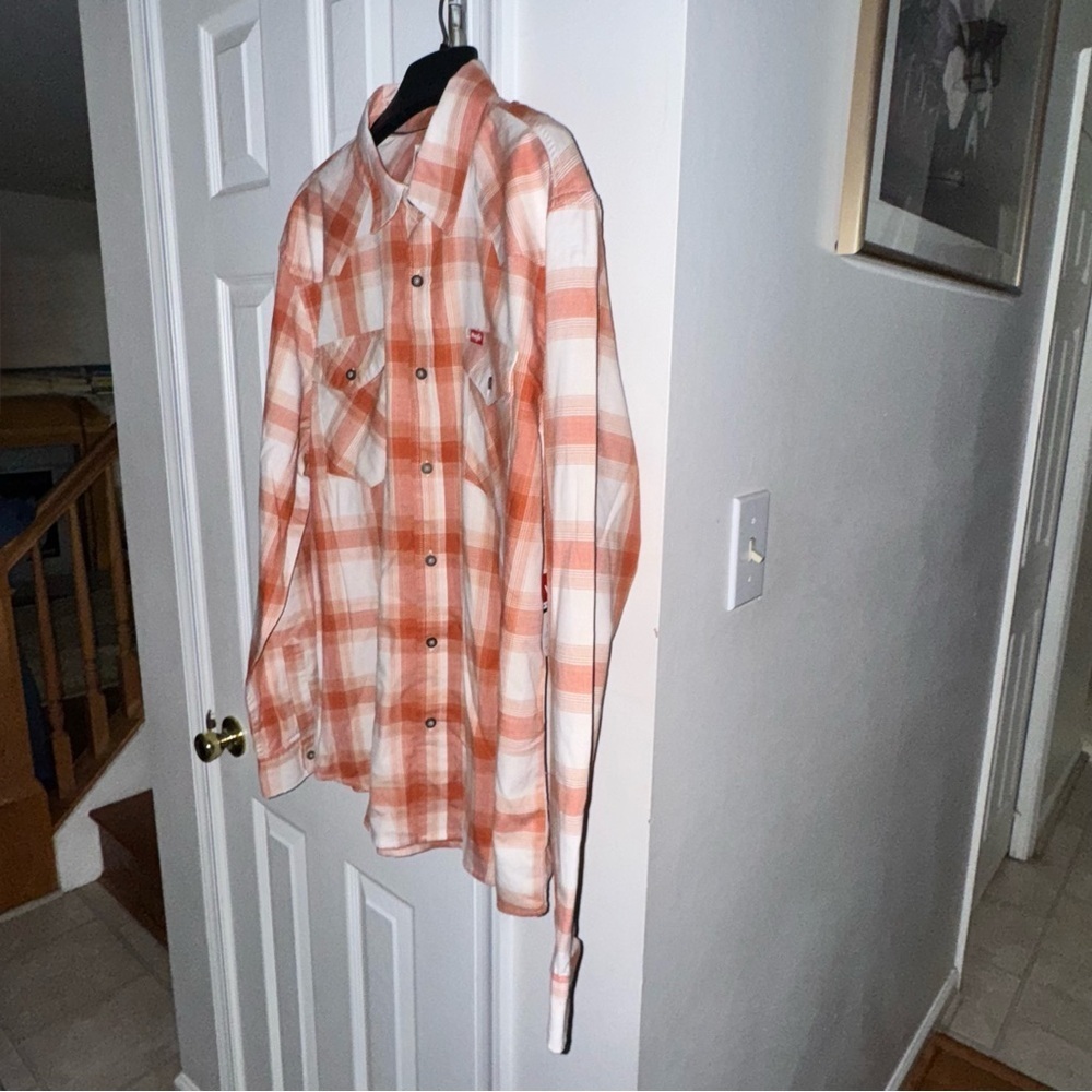 Wrangler Men's Slim Fit Long Sleeve Woven Twill Shirt Size L, NWT - Picture 8 of 13